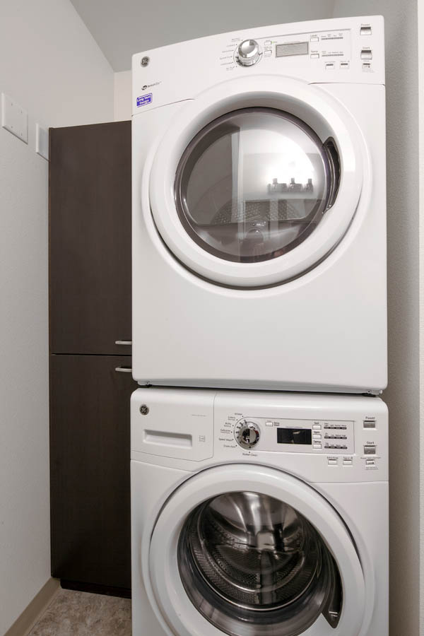 Stacking washer & drier